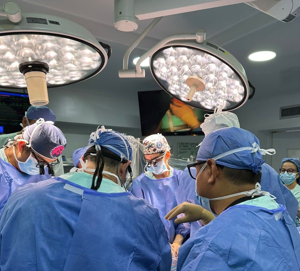 40 años después mantenemos la innovación, el rigor científico y médico para seguir marcando hitos.